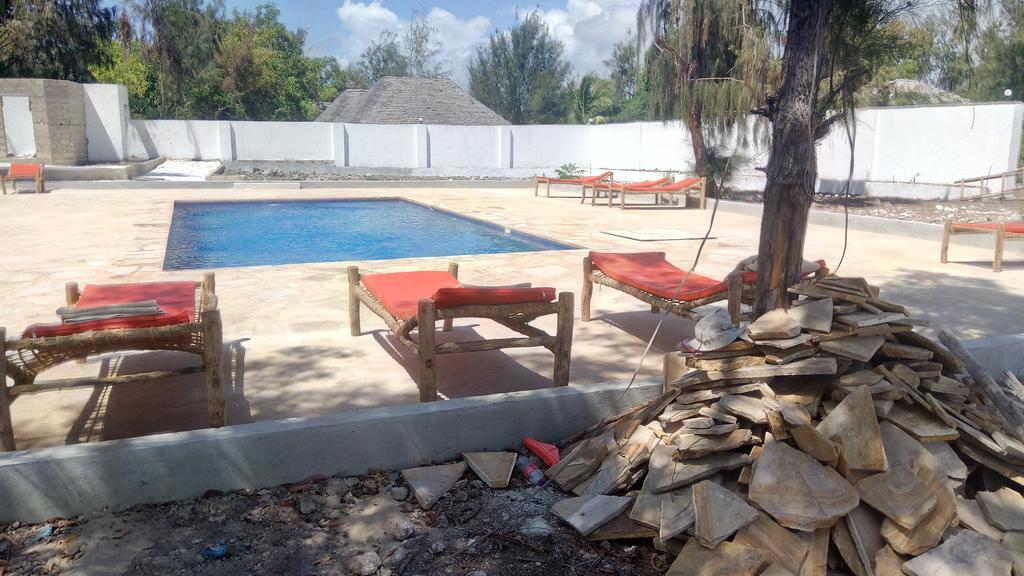Twisted Palms Lodge & Restaurant Bwejuu Esterno foto